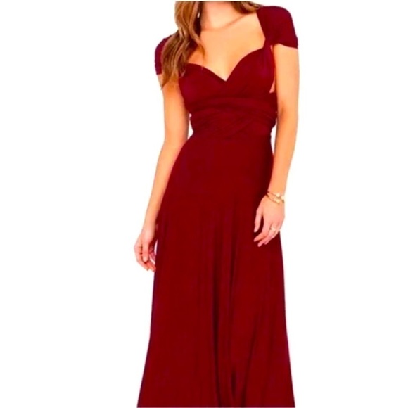 TRICKS of the Trade Burgundy maxi dress - Picture 1 of 6